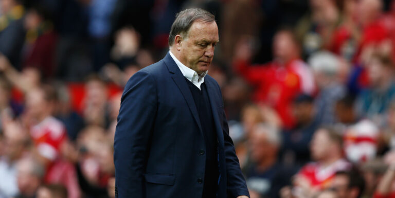 Advocaat reflects on Sunderland’s defeat at Old Trafford