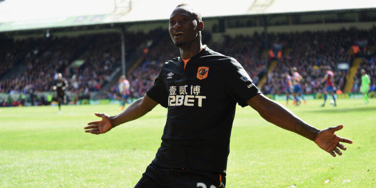 N’Doye signs on loan
