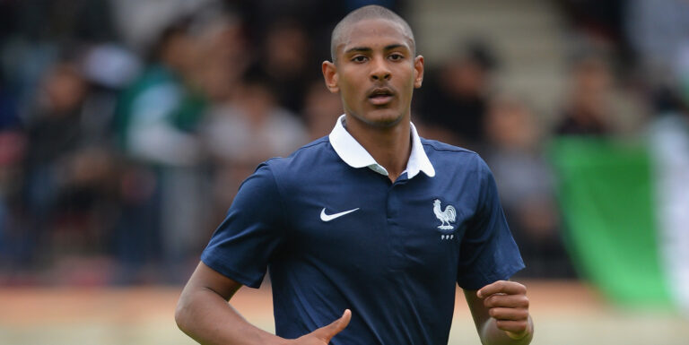 Black Cats face competition for striker