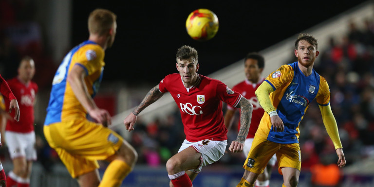 Sunderland linked with Championship defender