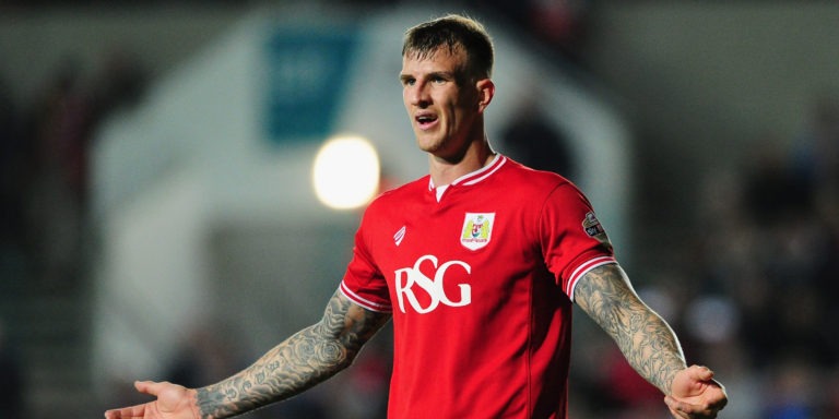 Allardyce looks to do player-plus-cash deal for defender