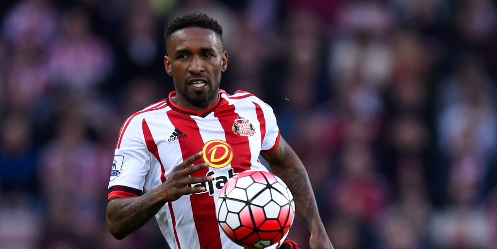 Jermain Defoe signs contract extension