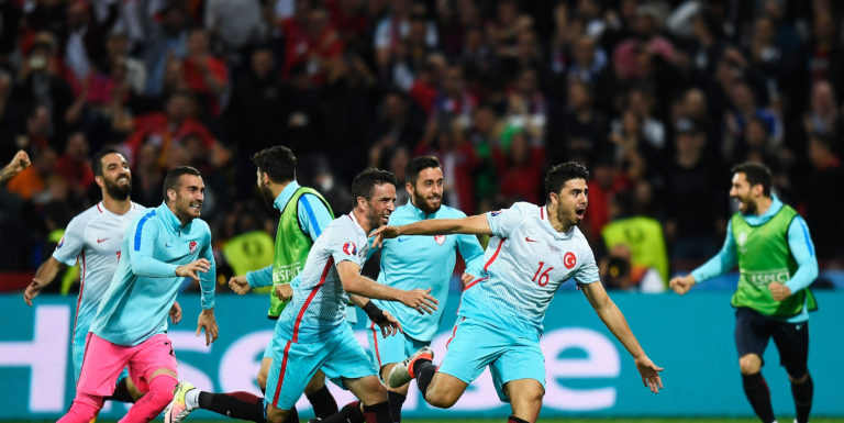 Sunderland chasing Ozan Tufan