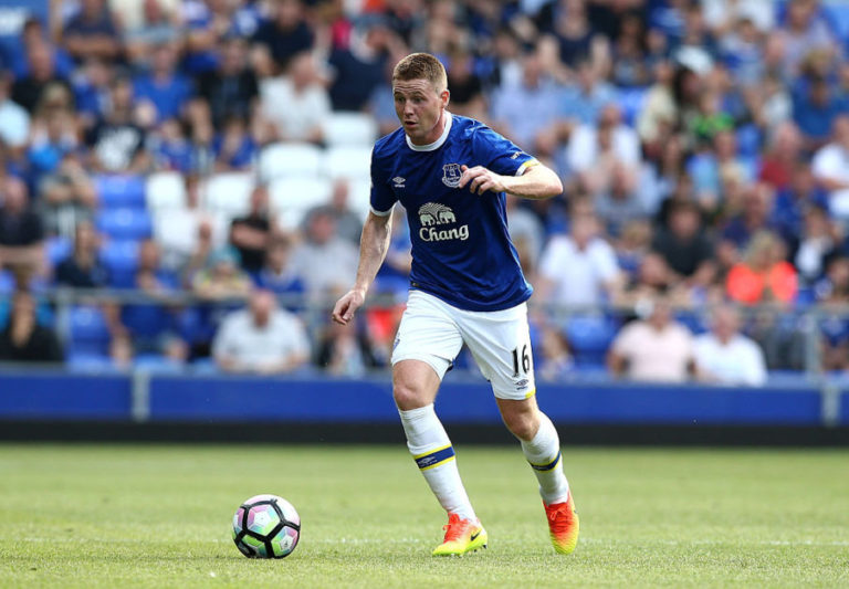 Sunderland make enquiry about Everton midfielder