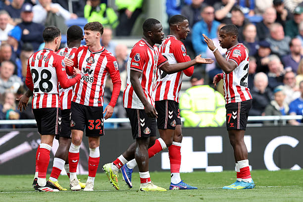 Sunderland and Le Bris Reset as Premier League Takes Early Break
