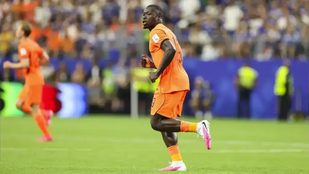 Brian Brobbey transfer news