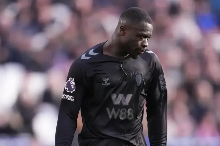Brobbey Hat-Trick in Vain as Sunderland Lose 5-3 at Man City
