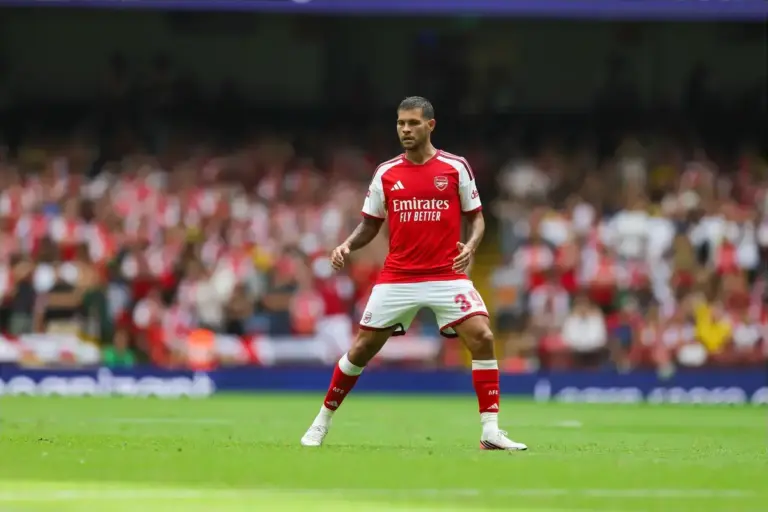 Bruno Guimarães scores stunner as Arsenal edge past Sunderland