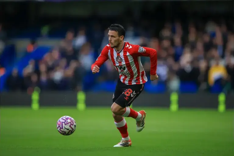 Sunderland Beat AZ Alkmaar 1-0 for Historic European Victory