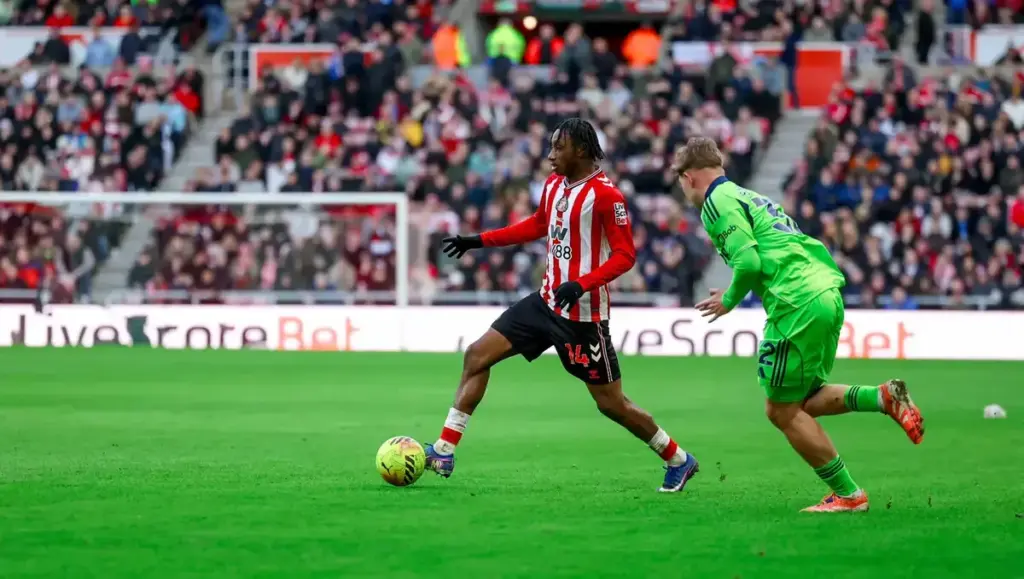 Sunderland midfielder Romaine Mundle (14) during the Premier League match between Sunderland and Fulham at the Stadium Of Light, Sunderland, UK on 22 February 2026.